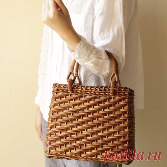 trapezoid basket bag trapezoid basket bag - KOHOROBags & Others - Envelope is a unique online shopping mall made up of a few independent shops from all around Japan.