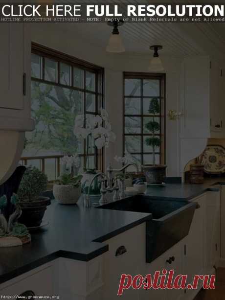 bay window design for kitchen with soapstone countertop and sink : Interior Bay Window Design Ideas, bay window decorating ideas,bay window designs, GreenMuze Home Inspiration