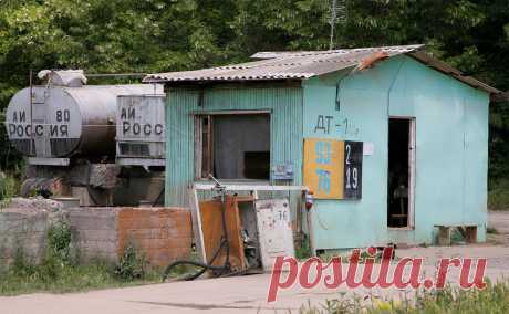 Власти допустили отмену пошлин на топливо для Абхазии и Южной Осетии. В правительстве обсуждают отмену гибких экспортных пошлин для Абхазии и Южной Осетии. «Роснефть» и ее «дочки» получат исключительное право в течение полугода экспортировать нефтепродукты в две республики без уплаты пошлин