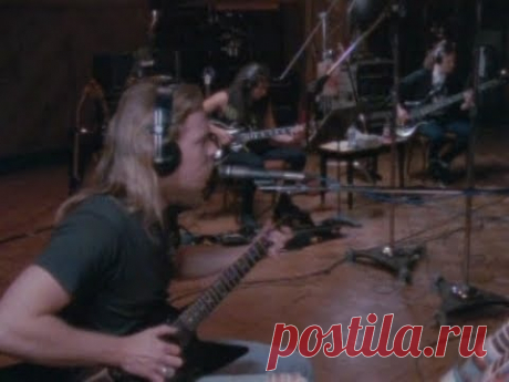 Metallica: Nothing Else Matters (Official Music Video)