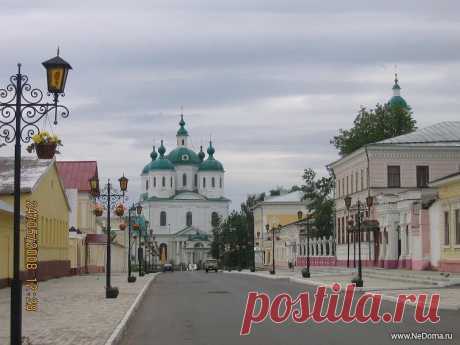 Еелабуга, исторические места: Елабуга до сих пор сохранила облик старинного уездного города.