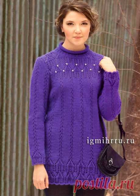 Удлиненный женственный пуловер фиолетового цвета. Спицы