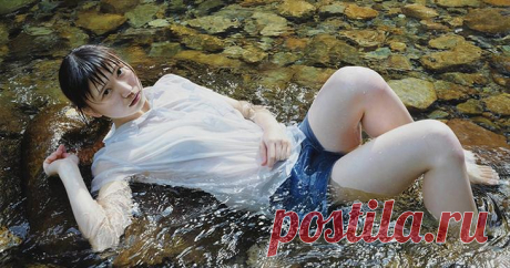 Девочка, которой нет: картины художника из Хиросимы не отличить от фотографий Эта девушка, лежащая в воде, собрала в японском твиттере невероятное количество лайков и репостов. Вот только девушки этой в реальности не существует: она всего лишь плод воображения японского художни...