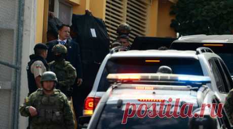 Primicias: полиция признала взрыв в ночном клубе Эквадора терактом. Полиция Эквадора признала взрыв в ночном клубе Франсиско-де-Орельяна терактом — два человека погибли, ещё девять получили ранения. Читать далее