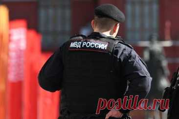 Полицейский потребовал взятку у прятавшегося в России иностранного преступника
