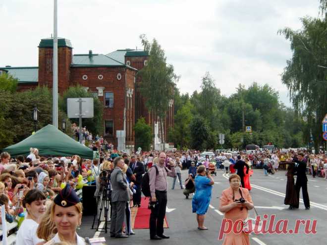 Торжественное открытие МОСТА через реку Трубеж в Переславле-Залесском
22 августа 2014г.