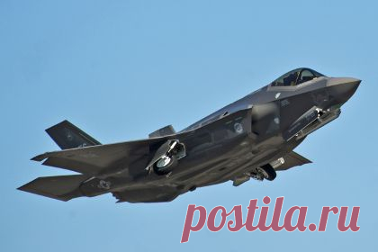 Lenta.ru: Мир: Происшествия: В США приостановили полеты истребителей F-35