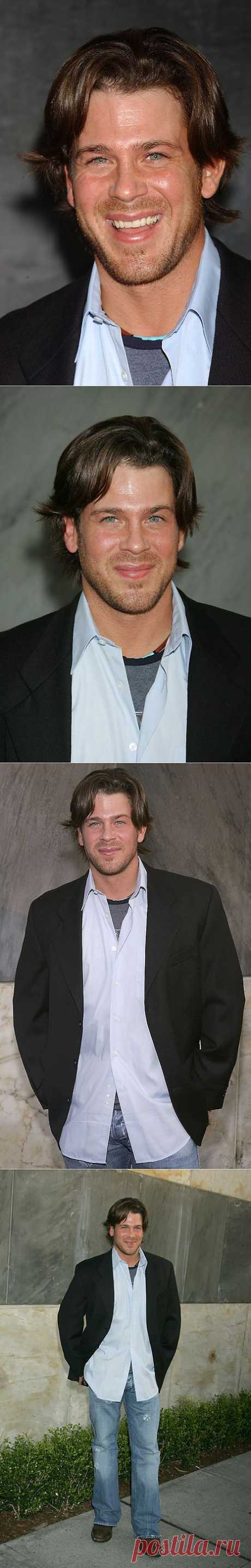 Christian Kane at the Hammer Museum in Westwood, California, CBS Summer 2005 Press Tour Party - Arrivals (Photo by Jeffrey Mayer/WireImage)