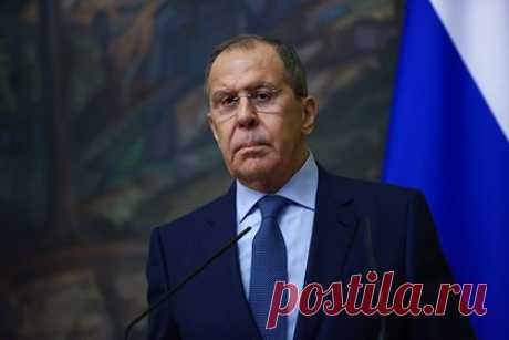 В МИД назвали причину усложнения условий для переговоров России и Украины. Глава МИД России Сергей Лавров назвал причиной усложнения условий для начала переговоров Киева и Москвы затягивание военных действий. «Чем дольше они будут заставлять Зеленского вести войну, тем более сложными для них будут те условия, в которых переговоры могут начаться», — сказал он.