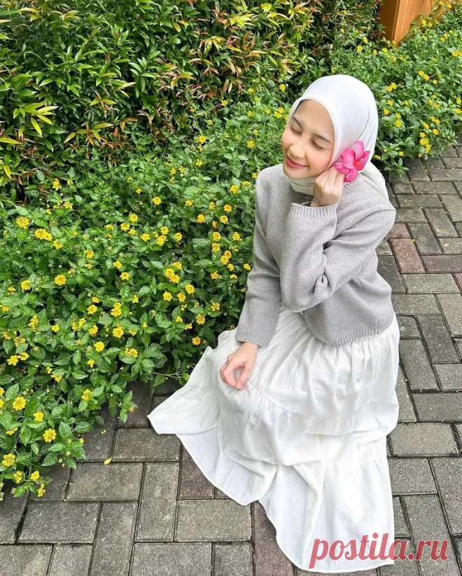 How To Style Coquette Aesthetic Trend For Hijab Fashion - Hijab-style.com