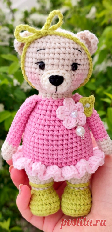 PDF Мишка крючком. FREE crochet pattern; Аmigurumi animal patterns. Амигуруми схемы и описания на русском. Вязаные игрушки и поделки своими руками #amimore - медведь, медвежонок, девочка мишка.