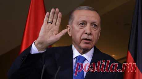 Эрдоган: Турция сделает всё, чтобы наказать Израиль за преступления в Газе. Турецкий лидер Реджеп Тайип Эрдоган заявил, что Турция сделает всё возможное для наказания Израиля за «совершённые преступления в секторе Газа». Читать далее