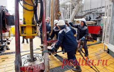 Нефтегазовые доходы бюджета РФ за четыре месяца выросли на 82,2%. В Минфине сообщили, что доходы составили 4,2 трлн рублей