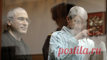 Генпрокуратура потребовала взыскать с Ходорковского* почти миллиард рублей