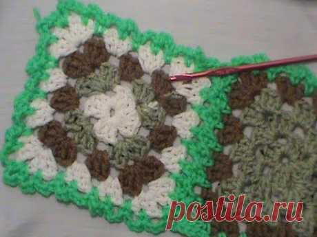 How to Join a Granny Square using the &quot;Flat Braid Join&quot;