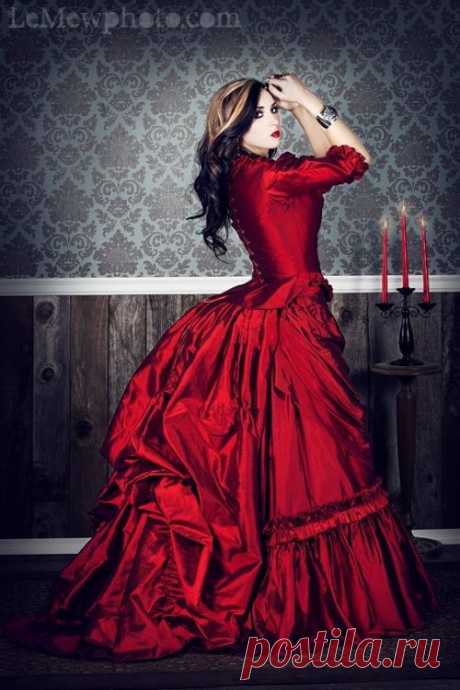 Formal WEAR: Red Victorian Style Dress - Socialbliss
