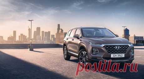 Hyundai Santa Fe 2019 будет доступен с бензиновым турбомотором 2.0 и турбодизелями 2.0 и 2.2, трансмиссия – восьмидиапазонный «автомат».
