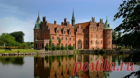 20 самых красивых замков Европы

Эгесков, остров Фюн, Дания