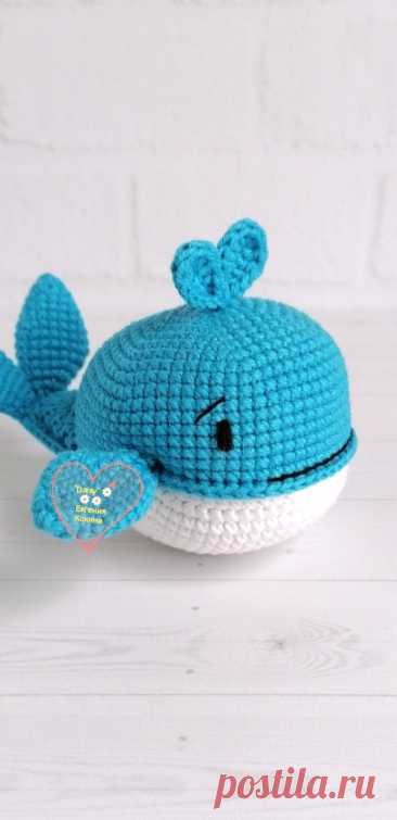 PDF Вязаный Китёнок крючком. FREE crochet pattern; Аmigurumi animal patterns. Амигуруми схемы и описания на русском. Вязаные игрушки и поделки своими руками #amimore - маленький кит, китёнок.