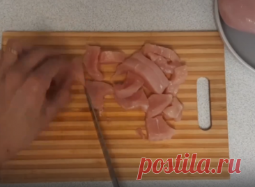 Насладитесь домашними наггетсами из куриной грудки. Простое и вкусное блюдо - смотреть видео онлайн от «ВкусноЕдим» в хорошем качестве, опубликованное 11 февраля 2025 года в 6:58:31 00:03:02.