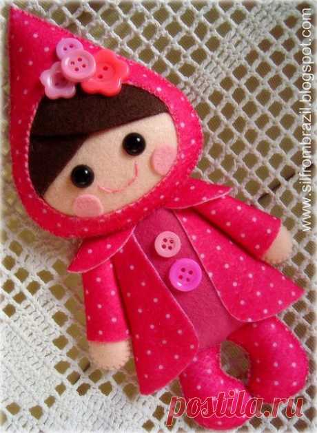 So cute Felt Doll Chapeuzinho... Rosa!!! | Felt Flowers and Crafts