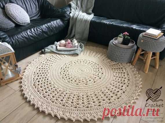 Many Colors Many Sizes Modern CROCHET RUG Round rug | Etsy Handmade crochet rug  It is thick and soft to the touch. Original and unconventional design. It will be a great complement to the interior decorated in Scandinavian style, classical and modern.  Material: 100% Cotton - high quality cotton cord/rope 6 mm made in EU  Thickness: about 16 mm  Colour: