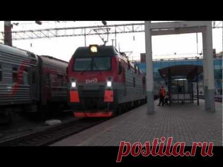 Прибытие ЭП1М-703 с поездом №528 Лабытнанги — Адлер