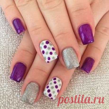 Purple and Silver Glitter Polka Dots Nail Design.