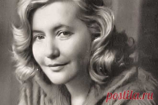 «Ты рядом и всё прекрасно»: Юлия Друнина – поэтесса, которая не смогла жить без любви | Краше Всех