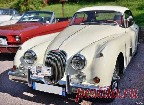 1960 Jaguar XK 150 FHC 
48e rallye Paris Deauville