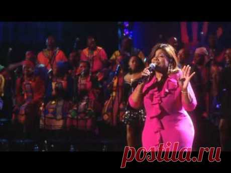 Gloria Gaynor performs &quot;I Will Survive&quot; at Mandela Day 2009 from Radio City Music Hall