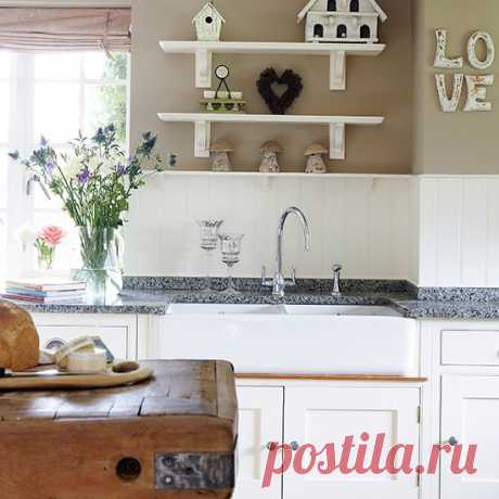 Country kitchen with butler sink and wall panels | Kitchen decorating | housetohome.co.uk