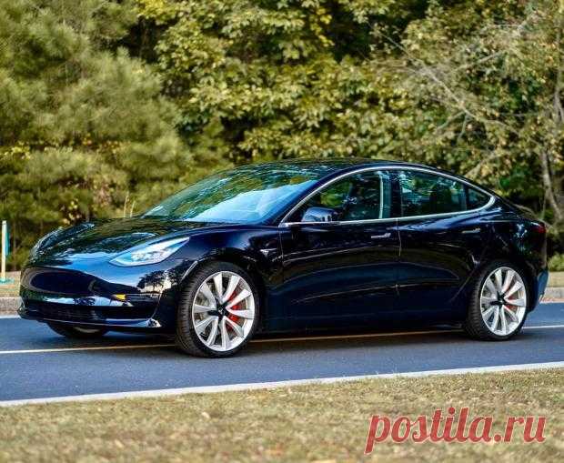 Tesla самостоятельно заказывает запчасти для ремонта – супер обновление Model 3