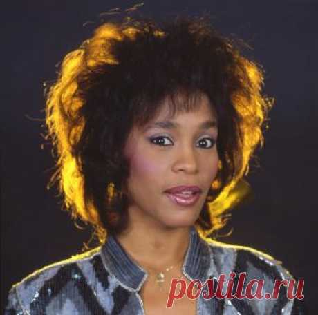 Уитни Хьюстон (Whitney Houston) в фотосессии Нила Мэтьюса (Neil Mathews) (1986).
