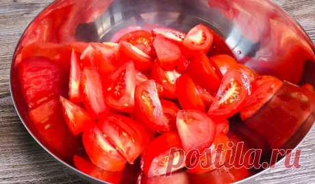 Закатываю помидоры на зиму необычным способом: пробные пару баночек съели на следующий день (ароматный и вкусный рецепт, делюсь) | Еда, я тебя омномном! | Яндекс Дзен