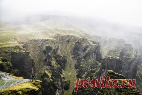 Туманные долины и мрачные каньоны Исландии | ПИЛИГРИМ | Яндекс Дзен