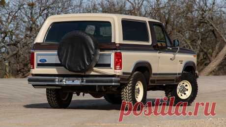 1982 Ford Bronco XLT Lariat / f178 / Houston 2019