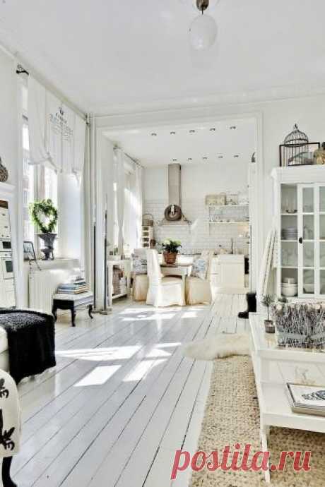 Scandinavian Decor - 11 Examples With a Cottage or Farmhouse Flair