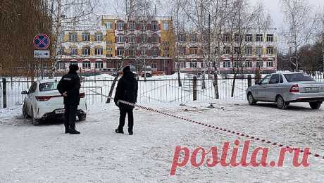 В ЧОП объяснили отсутствие металлодетектора в брянской гимназии. Сотрудница ЧОП Галина Черткова в ходе заседания суда признала, что рамку металлоискателя в гимназии N 5 Брянска, куда восьмиклассница пронесла ружье и устроила стрельбу, убрали из-за украшения холла, передает ТАСС. &quot;Накануне ...