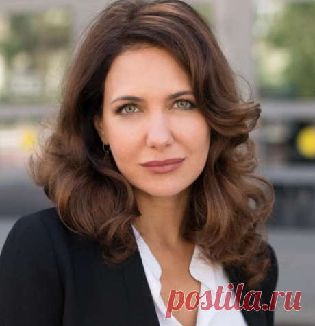 Екатерина Климова в душе и с вечерним макияжем: актриса опубликовала интересное фото
