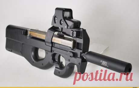 коробчатый :: бельгийский :: титан :: пистолет пулемет :: патронов :: персональное оружие самообороны :: FN P90 :: разработанный в 1986-1987г.