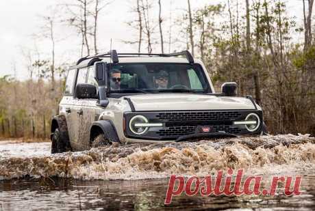 Ford Bronco Everglades 2022: интерьер, экстерьер, фото, видео