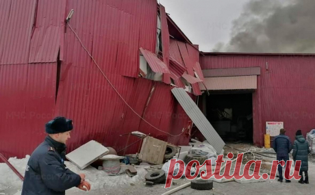 В Подмосковье произошел пожар на заводе из-за вспышки алюминиевой пыли. На предприятии в подмосковном городе Рошаль (городской округ Шатура) произошел пожар.