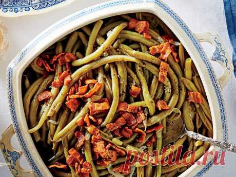 Slow-Cooker Green Beans This recipe frees up precious stove-top space and reminds us of the traditional green beans our grandmothers used to make.