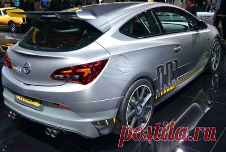 Opel Astra OPC Extreme