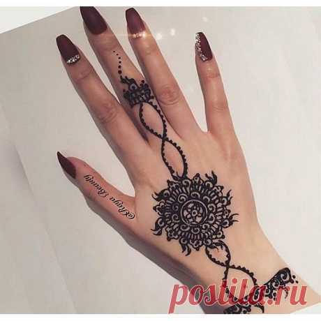 @saudibeautyblog в Instagram: «What do you guys think of this henna design? Yay or nay?» 824 отметок «Нравится», 5 комментариев — @saudibeautyblog в Instagram: «What do you guys think of this henna design? Yay or nay?»