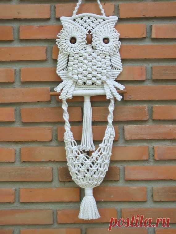 (1) Macrame White Owl and its Nest