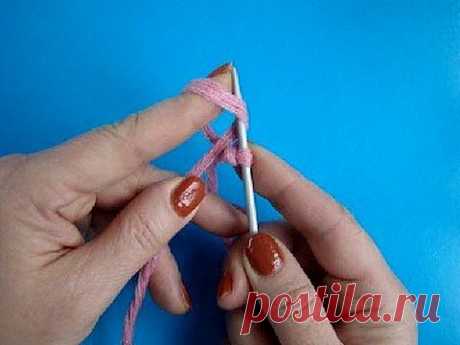 ▶ Вязание спицами Набор воздушными петлями Урок 20 Knitting casting on - YouTube
