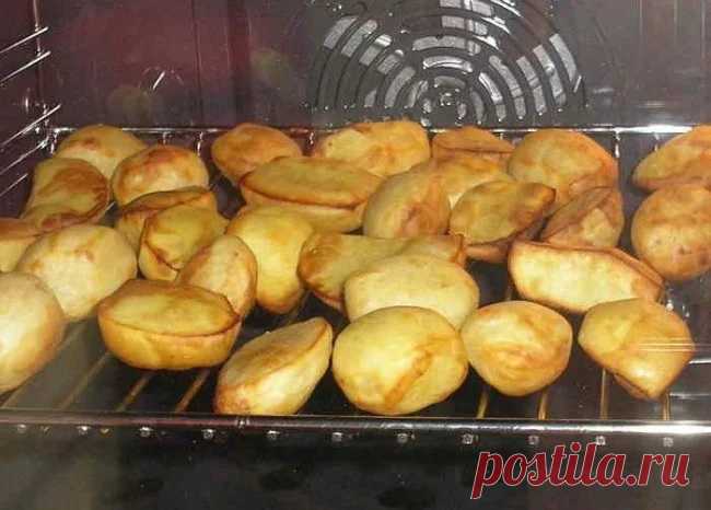 Готовим “вздутую” картошку в духовке | Делимся советами