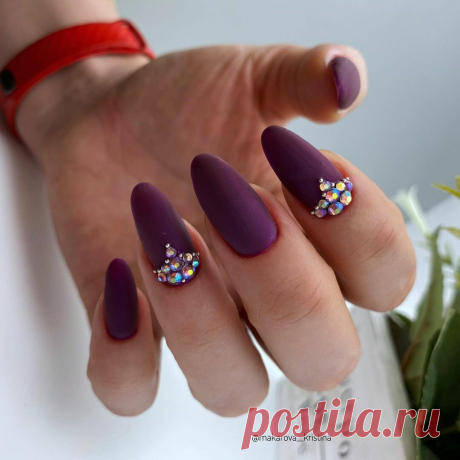 Фиолетовые ногти – цвет уверенности и элегантности! Идеи, которые вам обязательно нужно увидеть. | Beautiful woman 🍒 | Яндекс Дзен